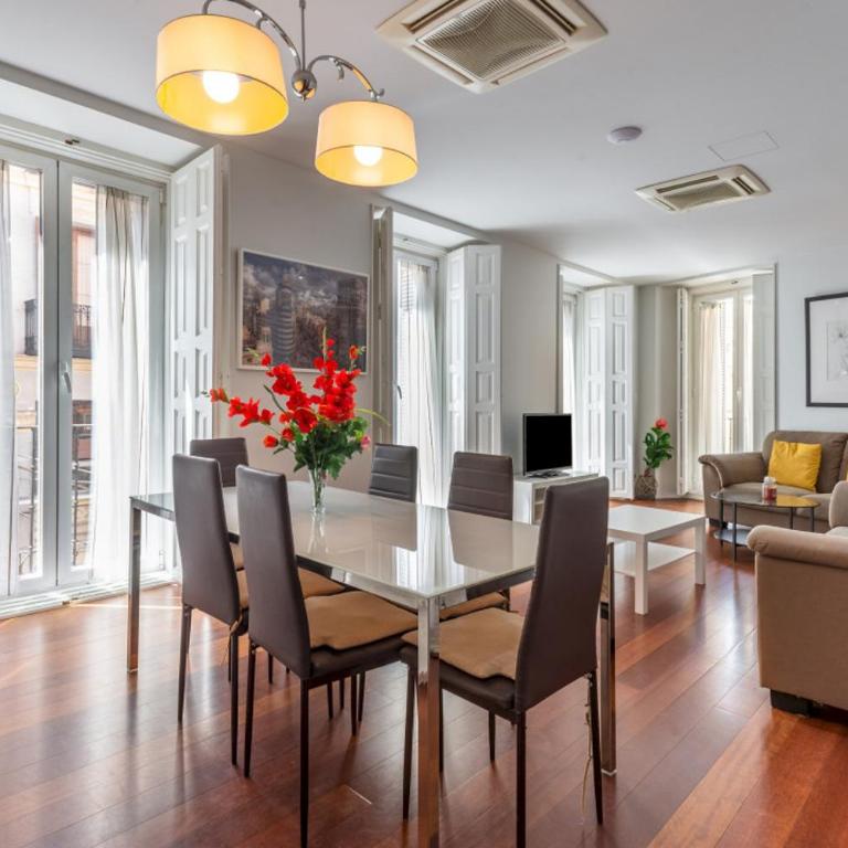 Modern with 7 balconies - 3 Beds 2B - Plaza Mayor - Apartment - 2