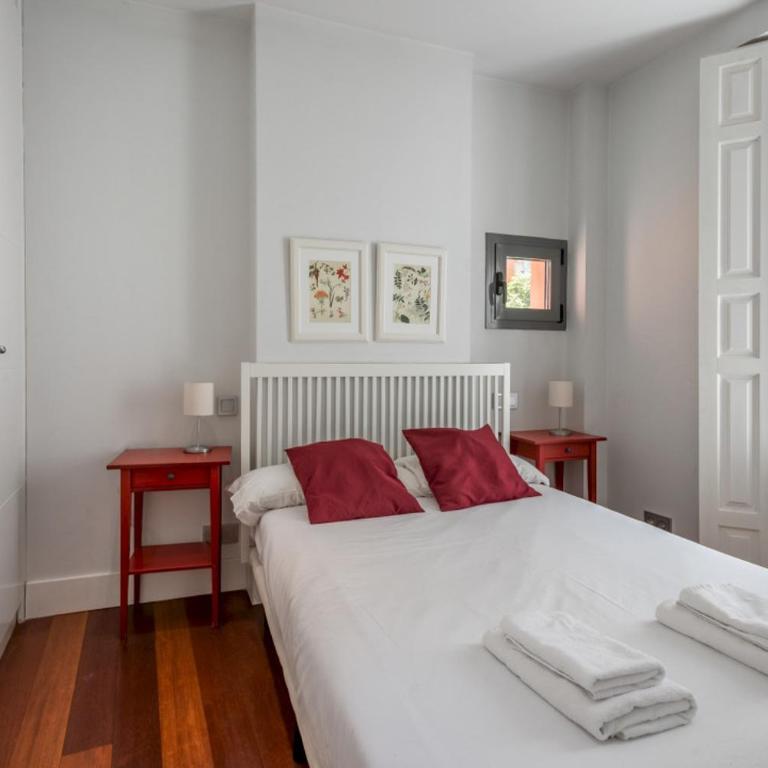 Modern with 7 balconies - 3 Beds 2B - Plaza Mayor - Apartment - 10