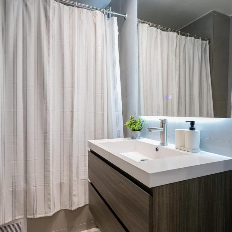 Las Condes Luxe Park & Mall Family Getaway - Apartamento - 26
