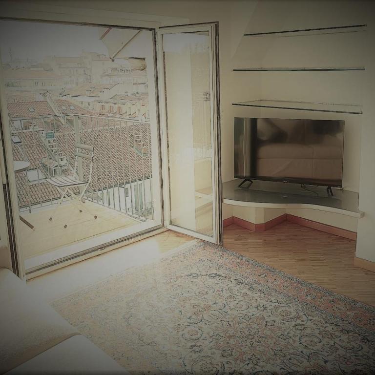 Centro Stazione Attico - Appartamento con 2 Camere da Letto - 24