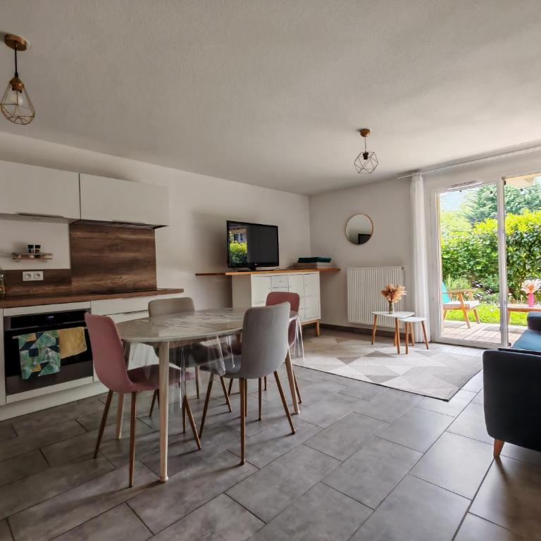 Appartement avec jardin - Apartment mit 1 Schlafzimmer und Garten - 2