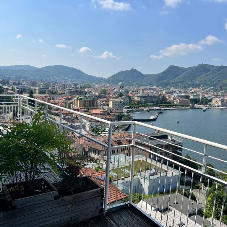 K V!STA Penthouse in Centre town - Amazing view! - Appartamento con 2 Camere da Letto e Vista Lago - 28
