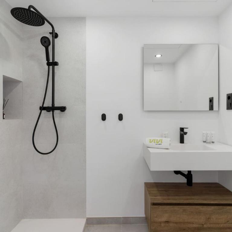 ViVi Homes - Las Cuevas - Apartamento con terraza - 25