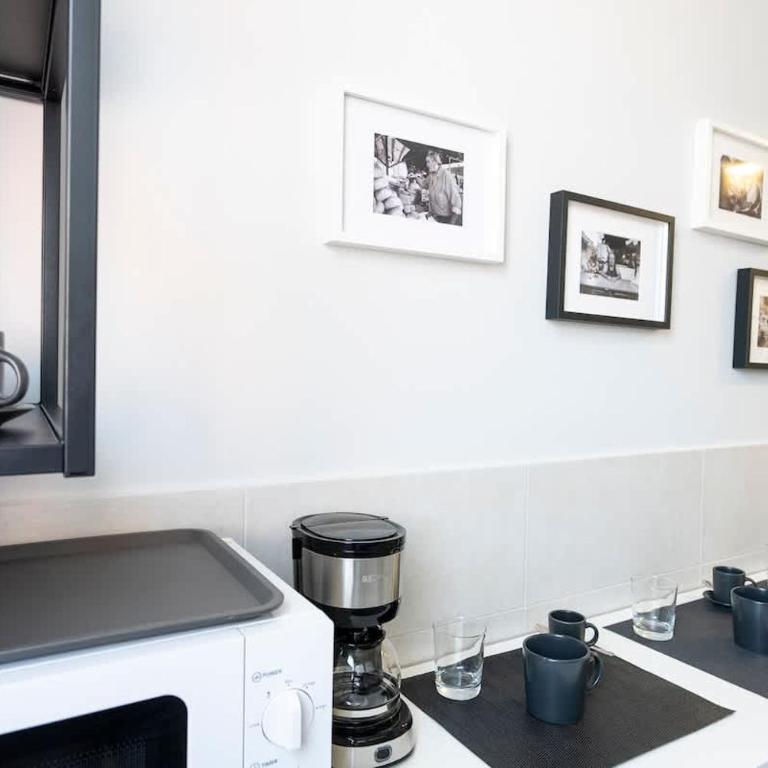 Contrasti - Black & White - Appartamento con 2 Camere da Letto - 55