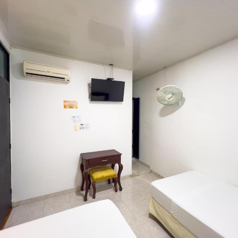 Santa Helena Suite - Family Room - 1