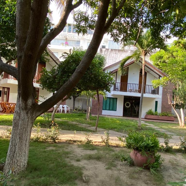 Cabaña en Bello Horizonte a solo 50 m de la playa - Two-Bedroom House - 8