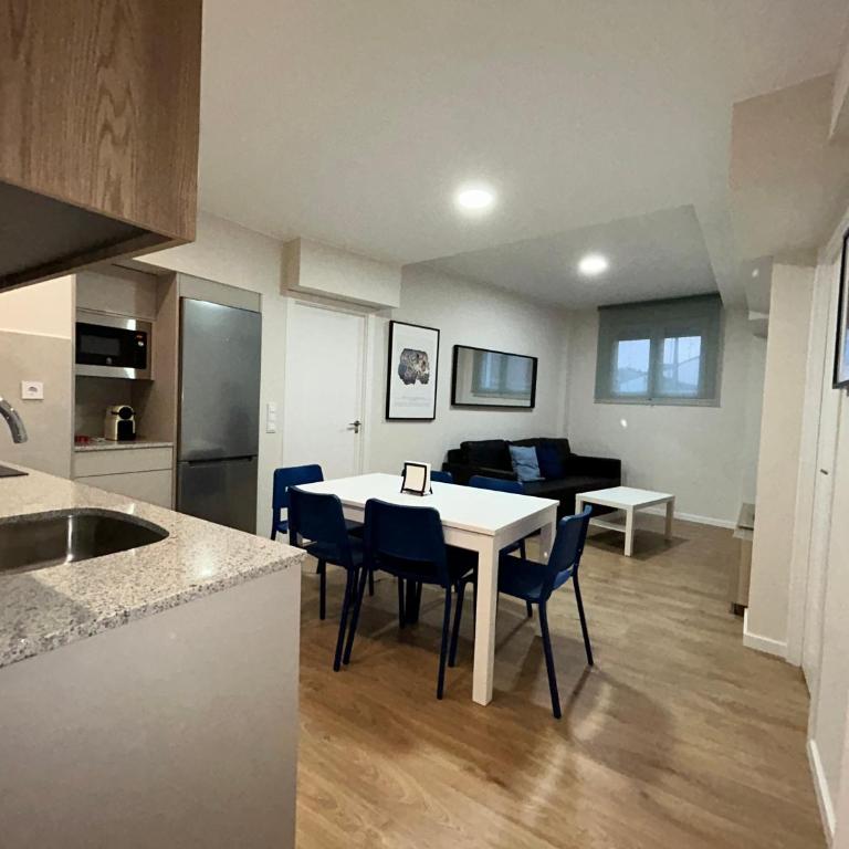 Aparts Zentrum Barrioverde - Apartamento de 3 dormitorios - 1