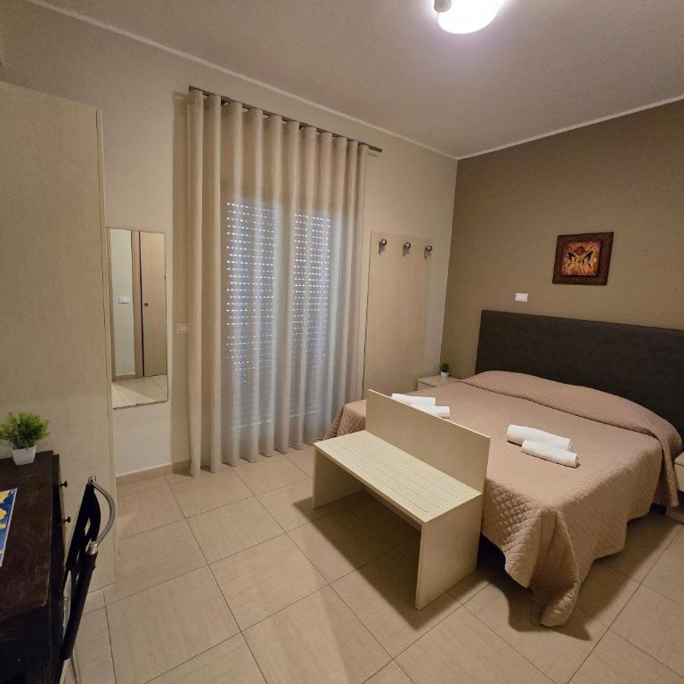 Il Fiore di San Giovanni B&B - Camera Matrimoniale con Bagno Privato - 1