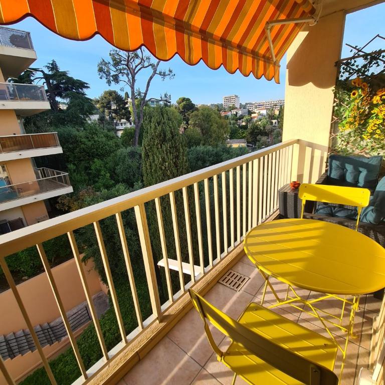 STUDIO BALCON CALME AVEC PARKING 5mn de la MER - Appartement 1 Chambre - 4