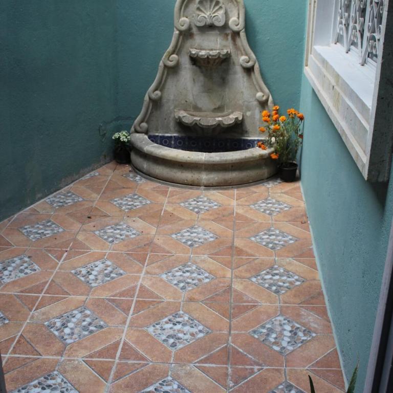 Casa 3 Catrinas, whole house, Centrally Located - Three-Bedroom Home - 18