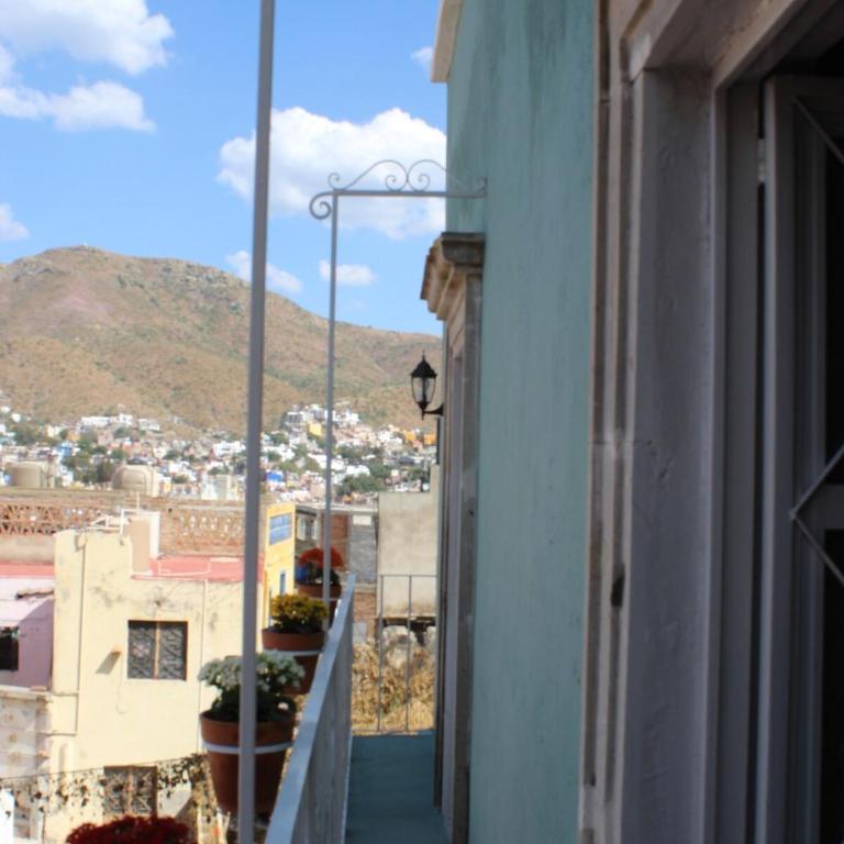 Casa 3 Catrinas, whole house, Centrally Located - Three-Bedroom Home - 33