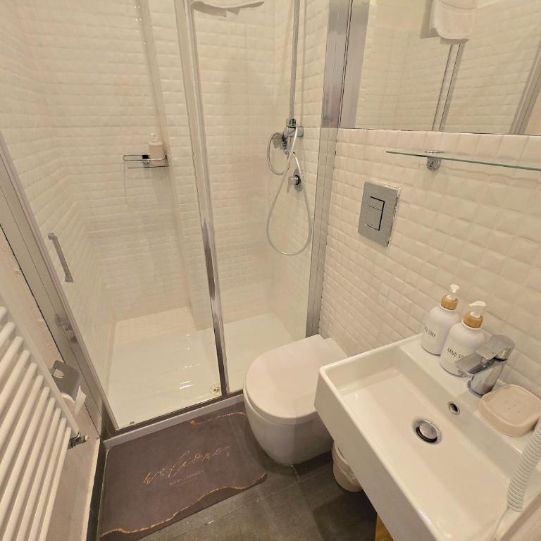 Punta Pineda - Two-Bedroom Apartment - 5