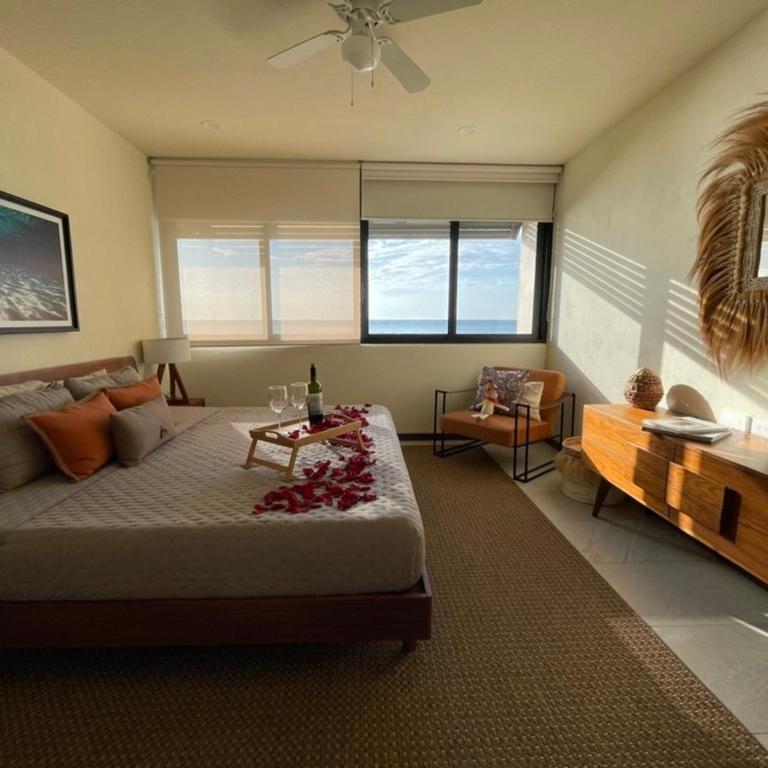 Sunset 2BR Apartment Steps from the Beach with Ocean View - Apartamento de 2 dormitorios - 1