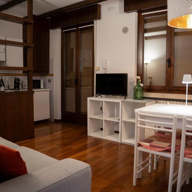 balcone vista lago - Appartamento con 1 Camera da Letto - 14