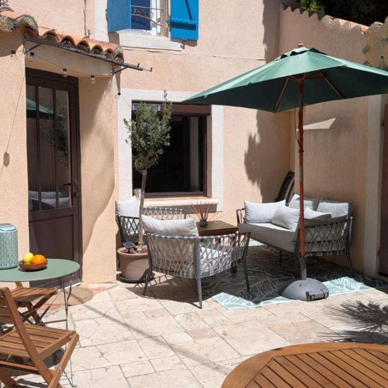 Charming & medieval village house completely renovated with great exterior and views - Maison 3 Chambres - 19