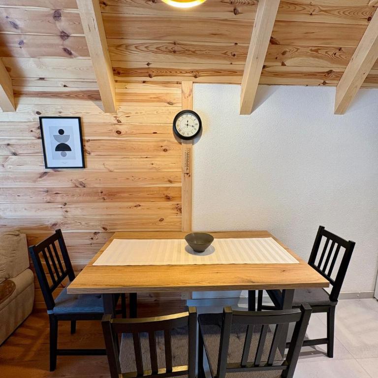 A-frame Durmitor - Two-Bedroom Villa - 12