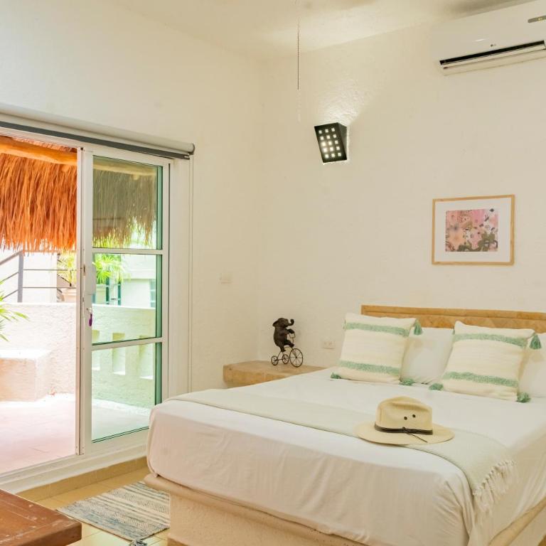 Amazing Complex Near 5th Avenue by Andiani Travel - Deluxe One-Bedroom Apartment - 2