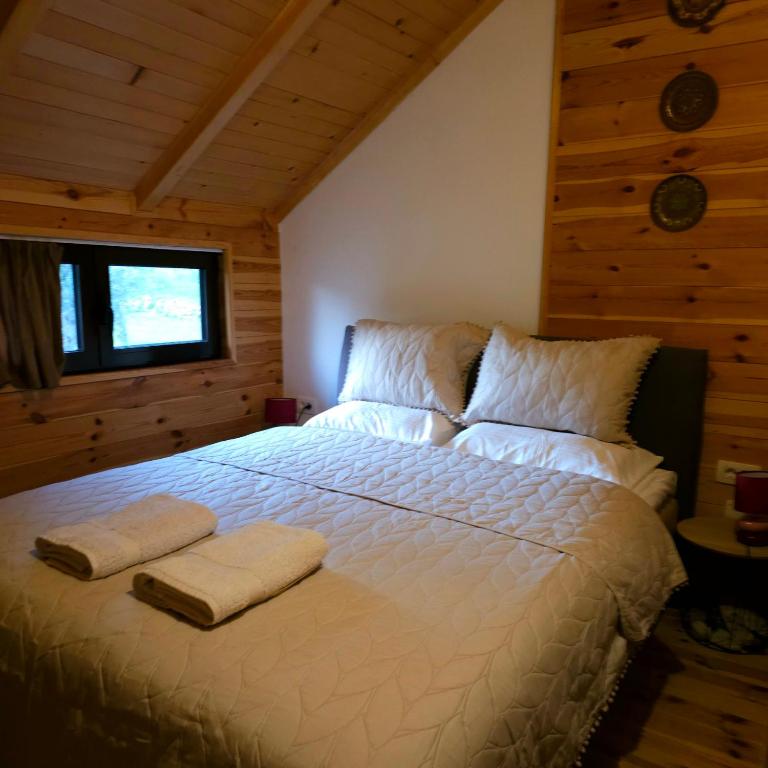 OLEA COTTAGE - Two-Bedroom Apartment - 48