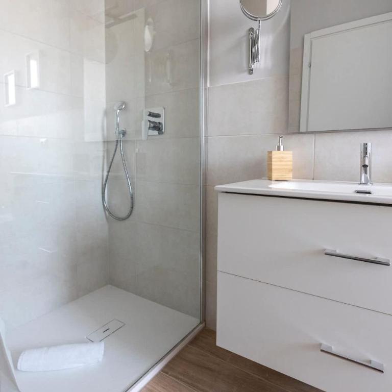 Contrasti - Black & White - Appartamento con 2 Camere da Letto - 4