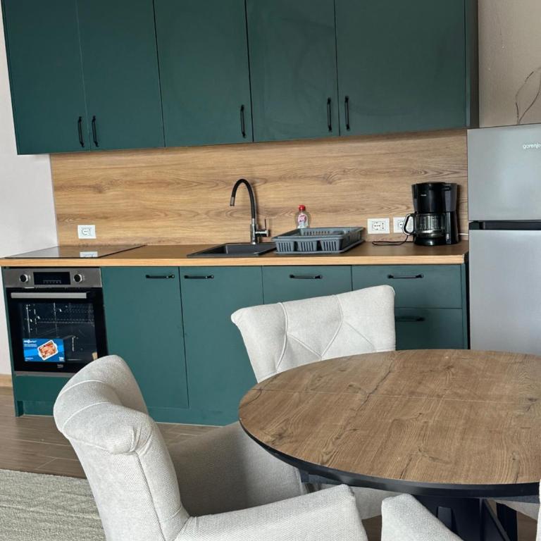 La Mer Beach Residence - Apartman sa 2 Spavaće Sobe, Terasom i Pogledom na More - 5