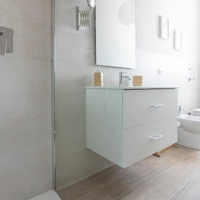 Contrasti - Black & White - Appartamento con 2 Camere da Letto - 47