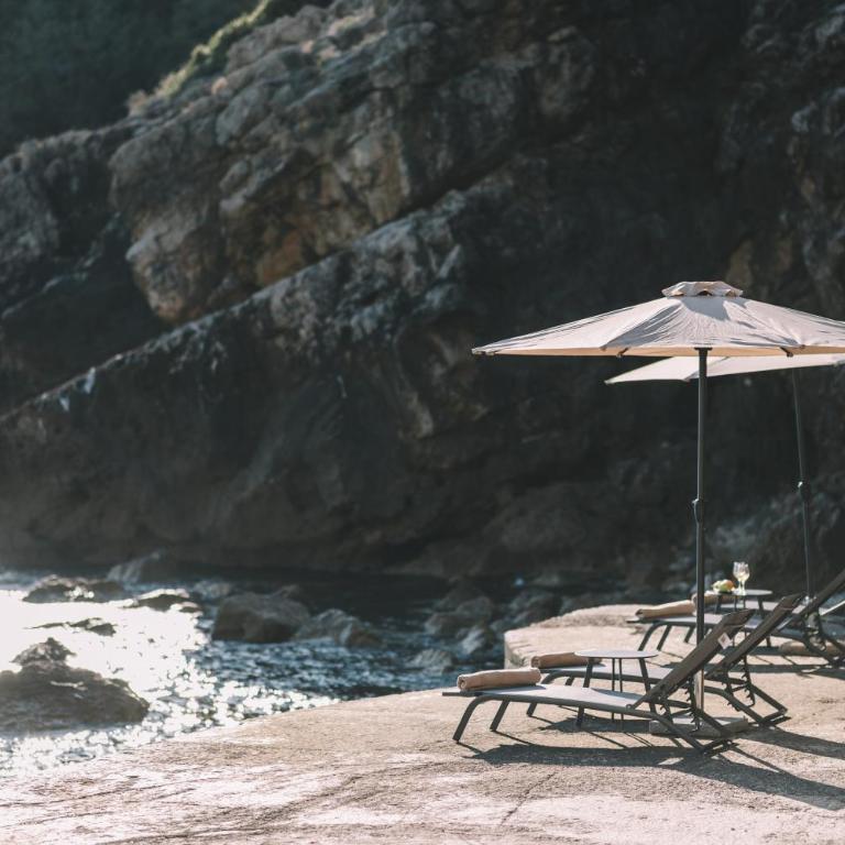 La Mer Beach Residence - Two-Bedroom Apartment - Oceanfront - 5