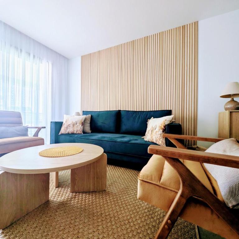 Verano en Blue Maritimo Casares - Apartamento de 2 dormitorios con vistas al jardín - 14