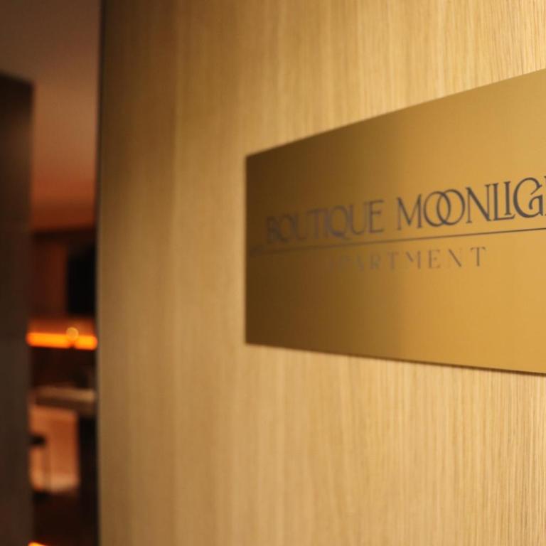Boutique Moonlight Apartment - One-Bedroom Apartment - 26