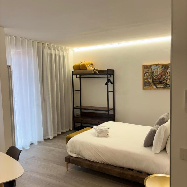 Golden House Apartsuite - Monolocale Deluxe - 2
