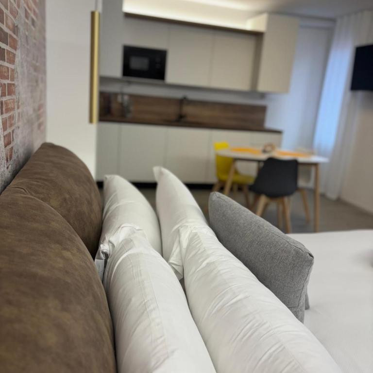 Golden House Apartsuite - Monolocale Deluxe - 6