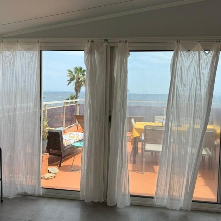 Chez Jo Duplex Terrasse vue mer Hyères - Appartement 2 Chambres - 39
