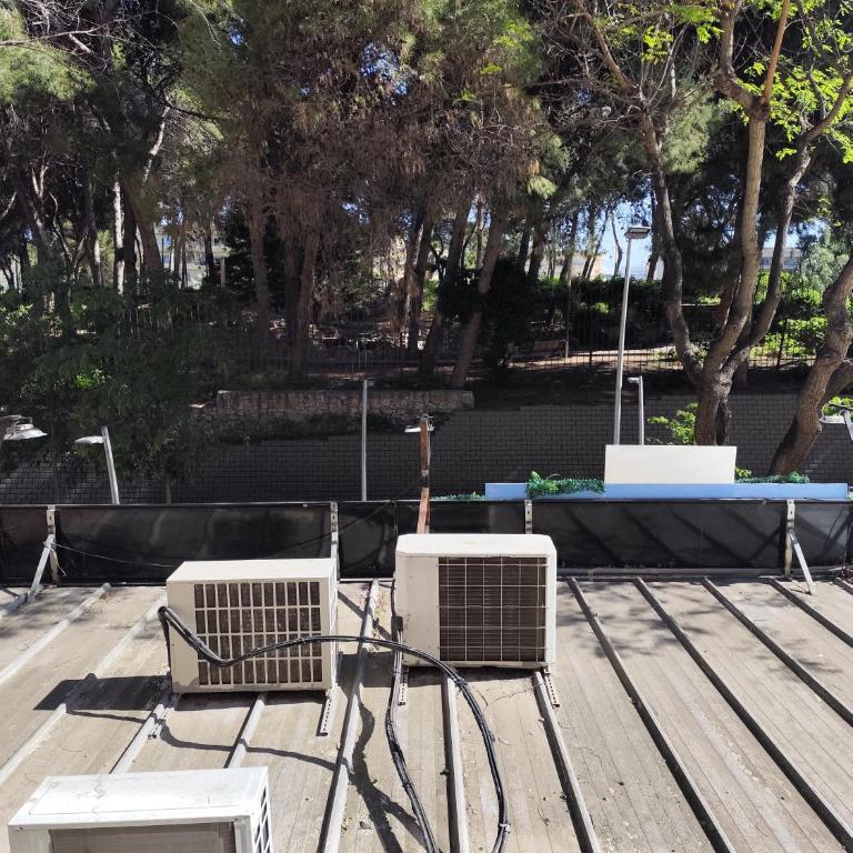 Salou playa center - Three-Bedroom Apartment - 36