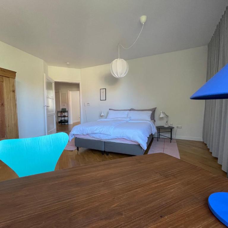 Charmante Stadtwohnung im Textilviertel - Two-Bedroom Apartment - 25