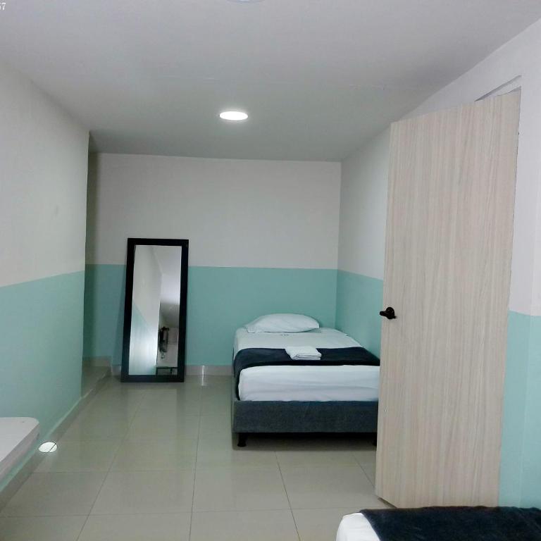 Hotel HIH - Habitación Familiar Estándar - 46