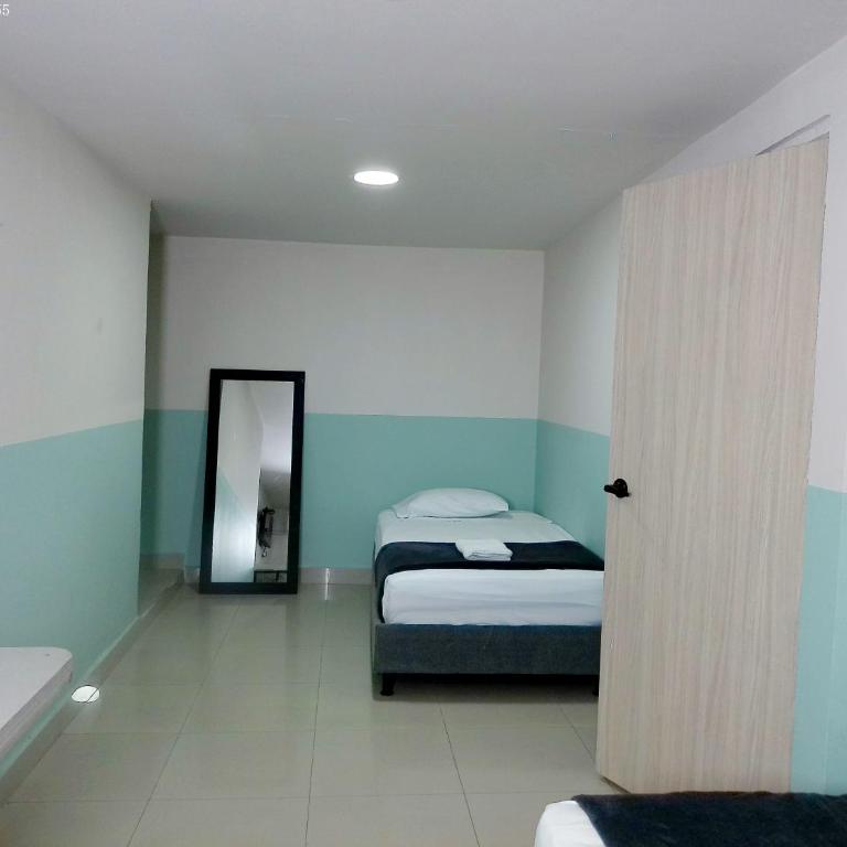 Hotel HIH - Habitación Familiar Estándar - 45