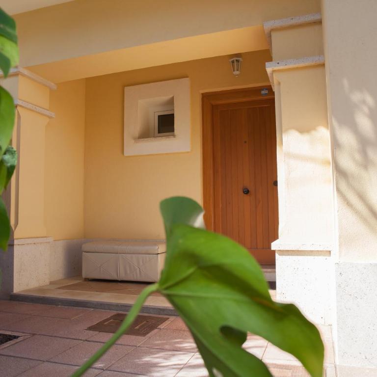 Luxury Villa in Marbella, Sea & Golf Views, Fully Renovated 2025, private Garden, 5 min to Beach - Villa de 3 dormitorios - 18
