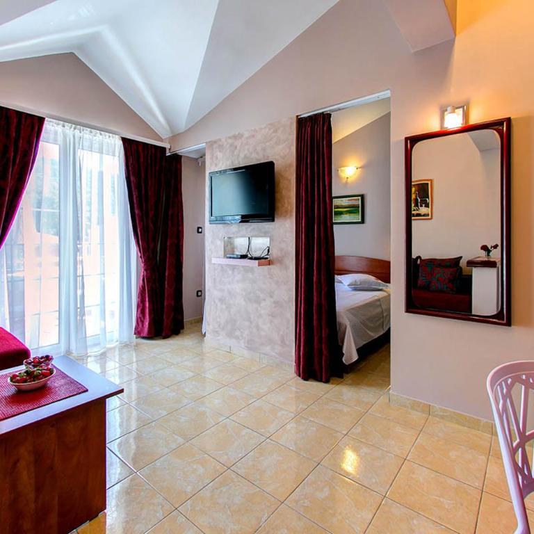 Vila Koral - Studio Apartment with King Bed - 4
