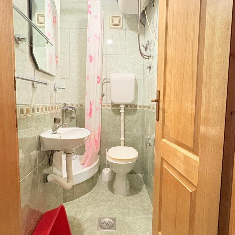 Apartments M - Standardni Trokrevetni Studio - 4