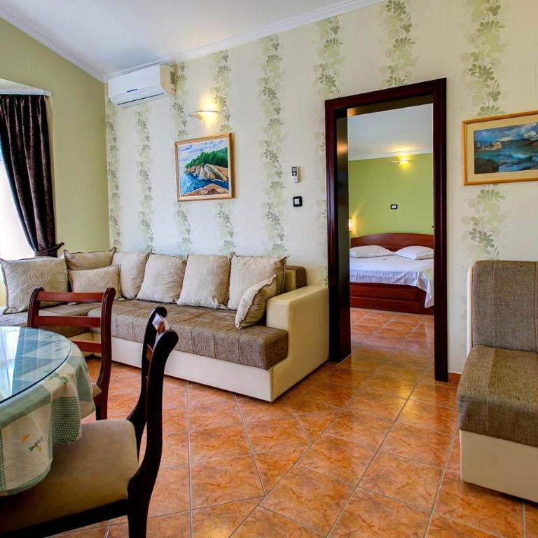 Vila Koral - Family Suite with Balcony - 7