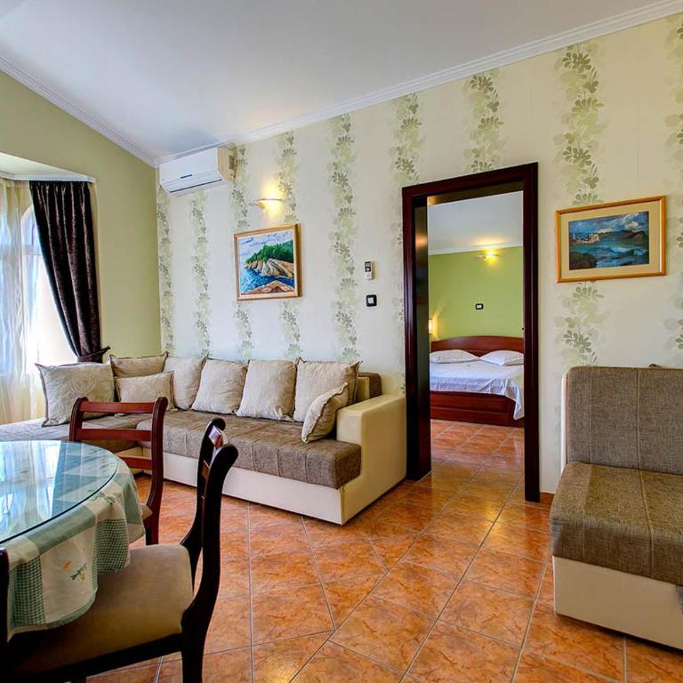 Vila Koral - Family Suite with Balcony - 11