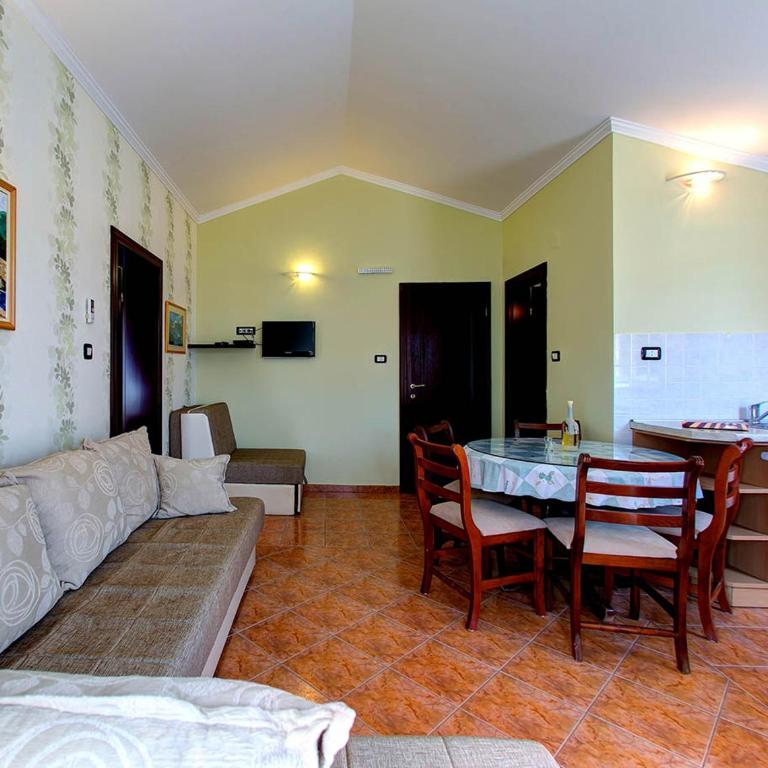 Vila Koral - Family Suite with Balcony - 15
