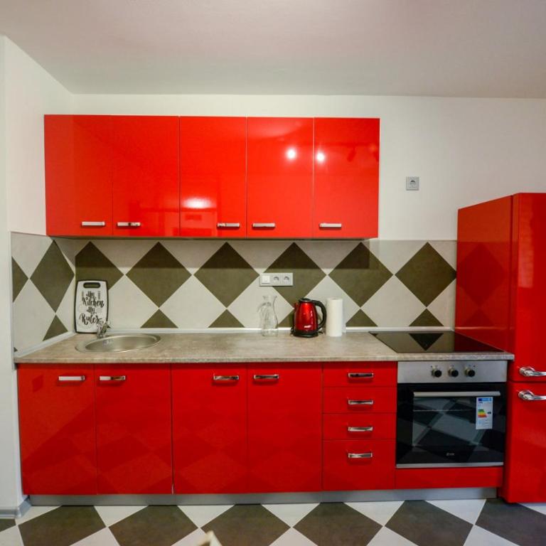 Central and Quiet - One-Bedroom Apartment - 4