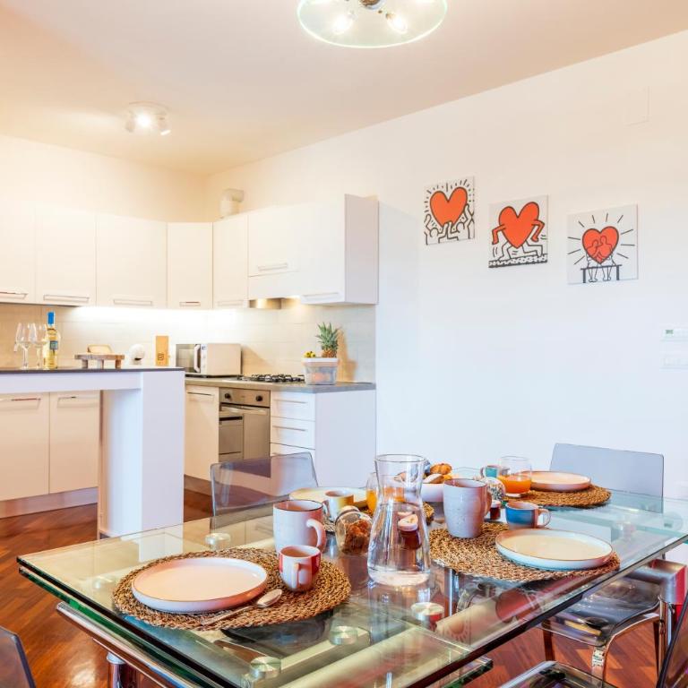 5' from the Sea, Modern Apartment with Terrace, BBQ and Sea View - Appartamento con 2 Camere da Letto - 11