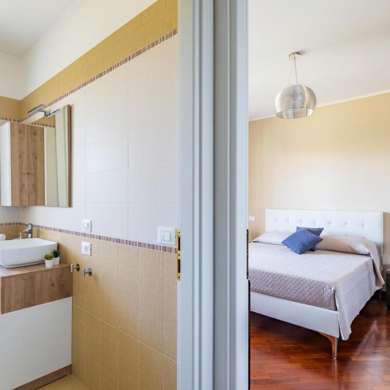 5' from the Sea, Modern Apartment with Terrace, BBQ and Sea View - Appartamento con 2 Camere da Letto - 9