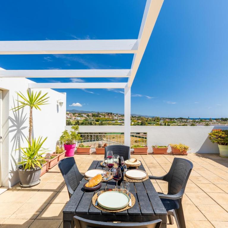 5' from the Sea, Modern Apartment with Terrace, BBQ and Sea View - Appartamento con 2 Camere da Letto - 31