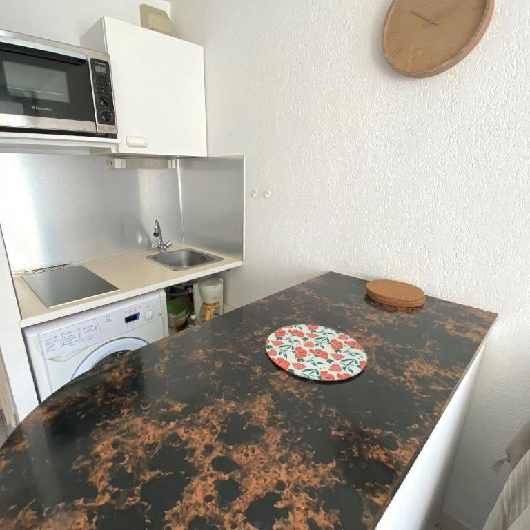 Studio cabine avec parking privé, proche plage - FR-1-837-11 - Studio - 5