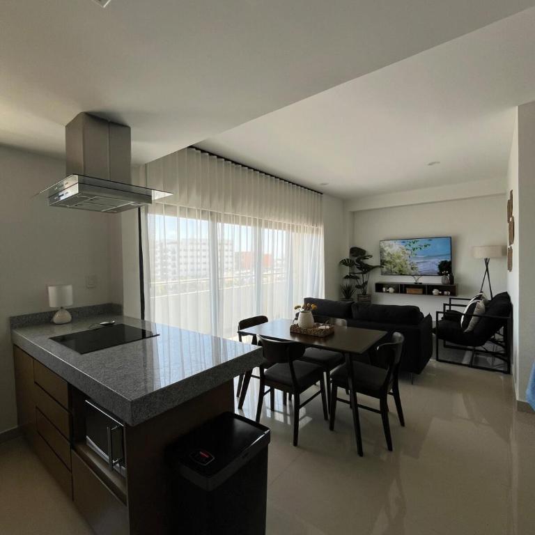 Departamento frente al malecón de Mazatlán - Two-Bedroom Apartment - 2