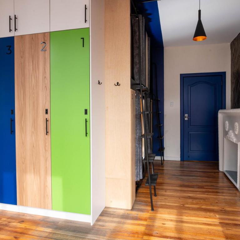 Community Hostel Quito - Bed in 4-Bed Dormitory Room - 10