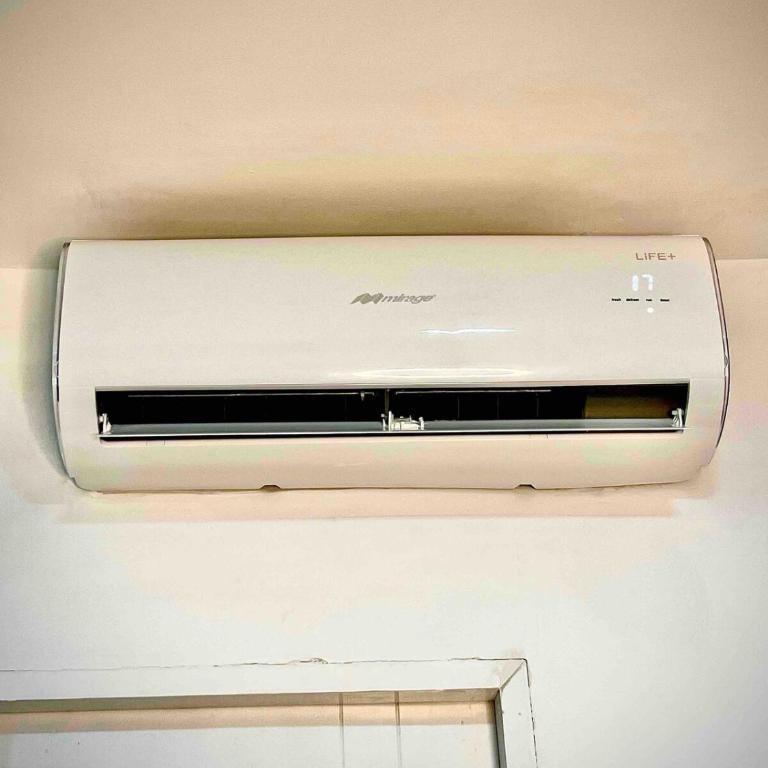 Ac Corner, at nice 5 floor fast wifi - One-Bedroom Apartment - 6