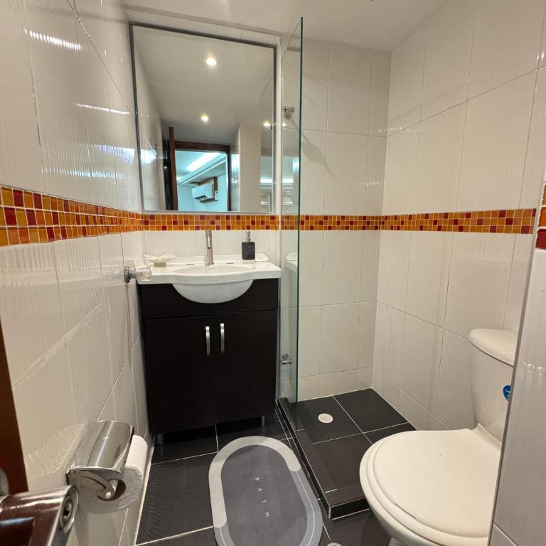 Lujoso apartamento con vistas al mar y excelente ubicación en San Andrés - Two-Bedroom Apartment - 12